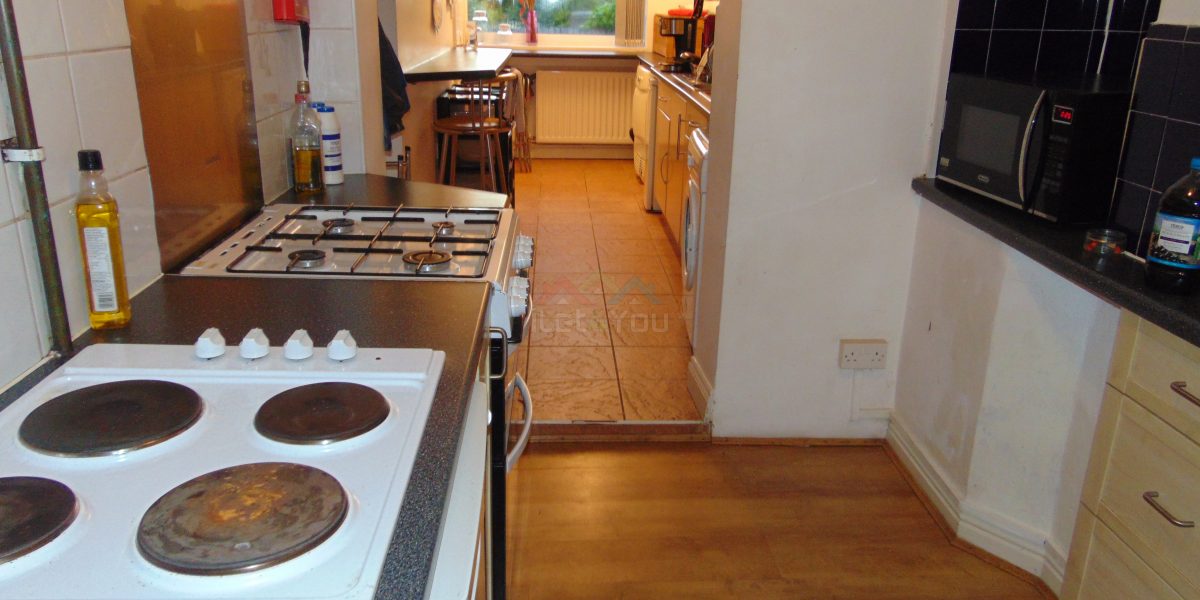 3 Bedroom Shared Accomodation To Rent - Osberton Place, Sheffield, S11